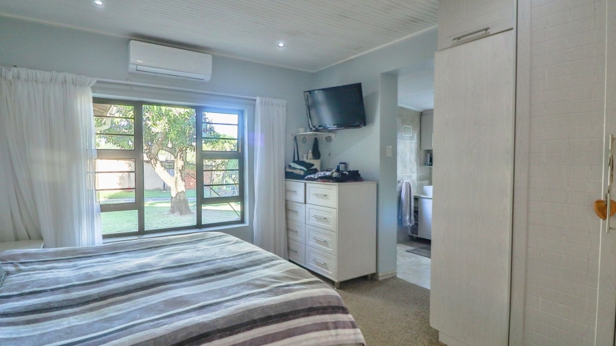 4 Bedroom Property for Sale in Gonubie Eastern Cape